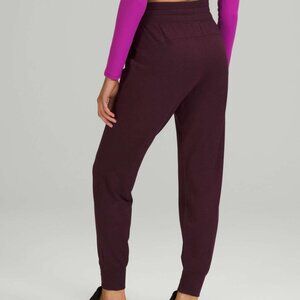 EUC Lululemon Ready To Fleece High Rise Jogger, Sz 6, Heathered Cassis